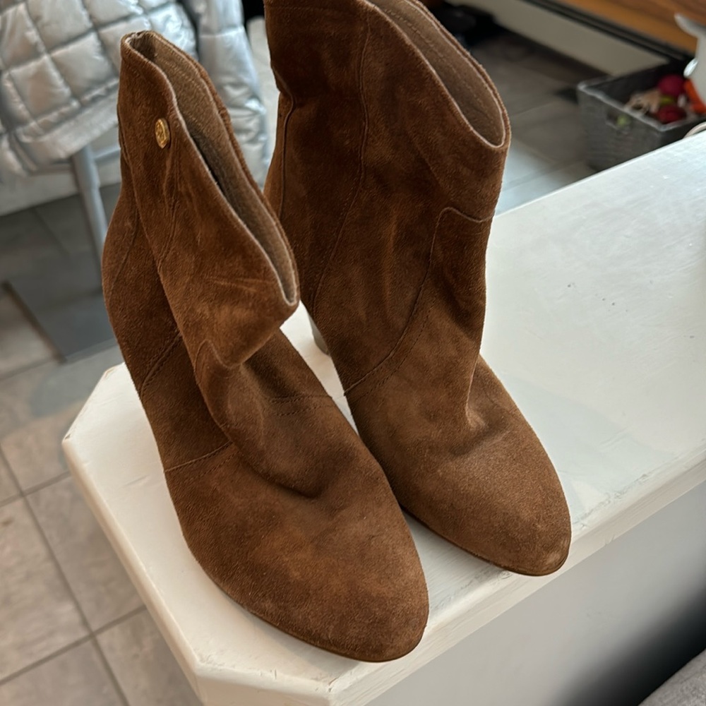 Suede ankle boots size 37